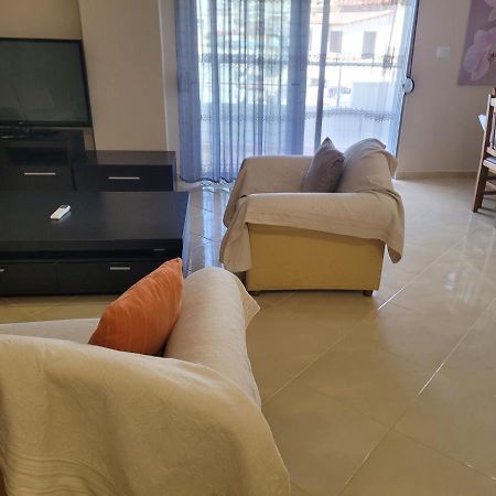 Marina Apartment Sarandë Exterior foto
